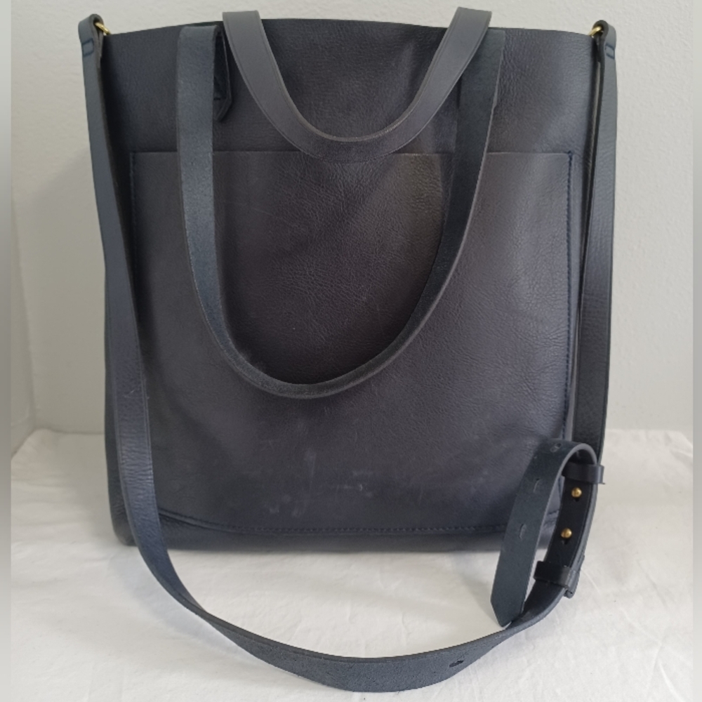 Madewell medium Transport tote bag navy-blue leather